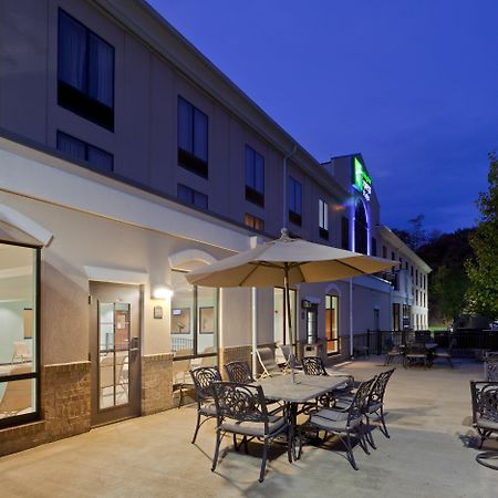 Holiday Inn Express And Suites Winchester, An Ihg Hotel Buitenkant foto