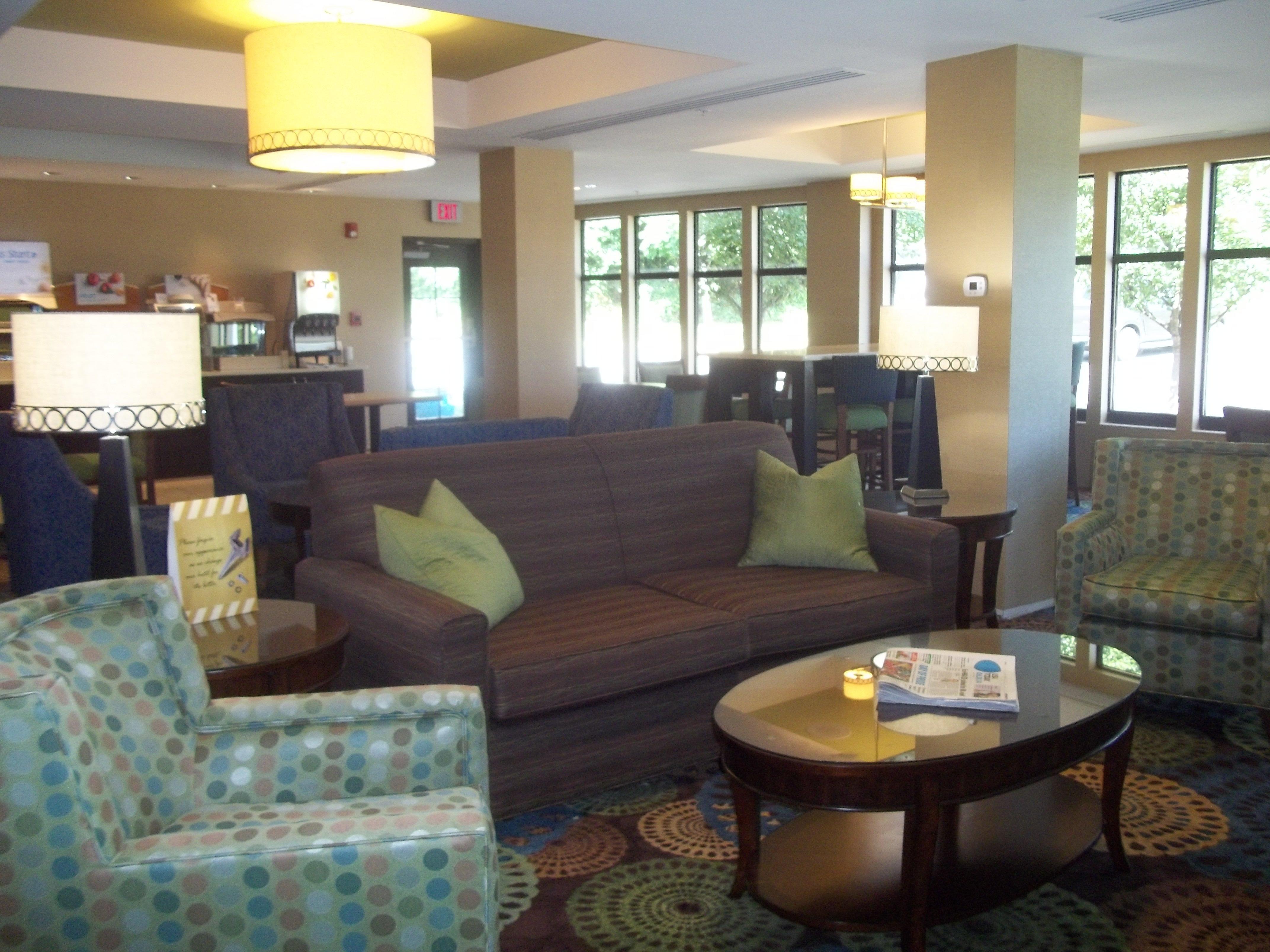 Holiday Inn Express And Suites Winchester, An Ihg Hotel Buitenkant foto